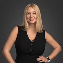 Ксения Зорина<