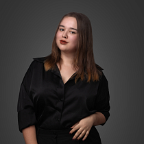 Александра Князева<